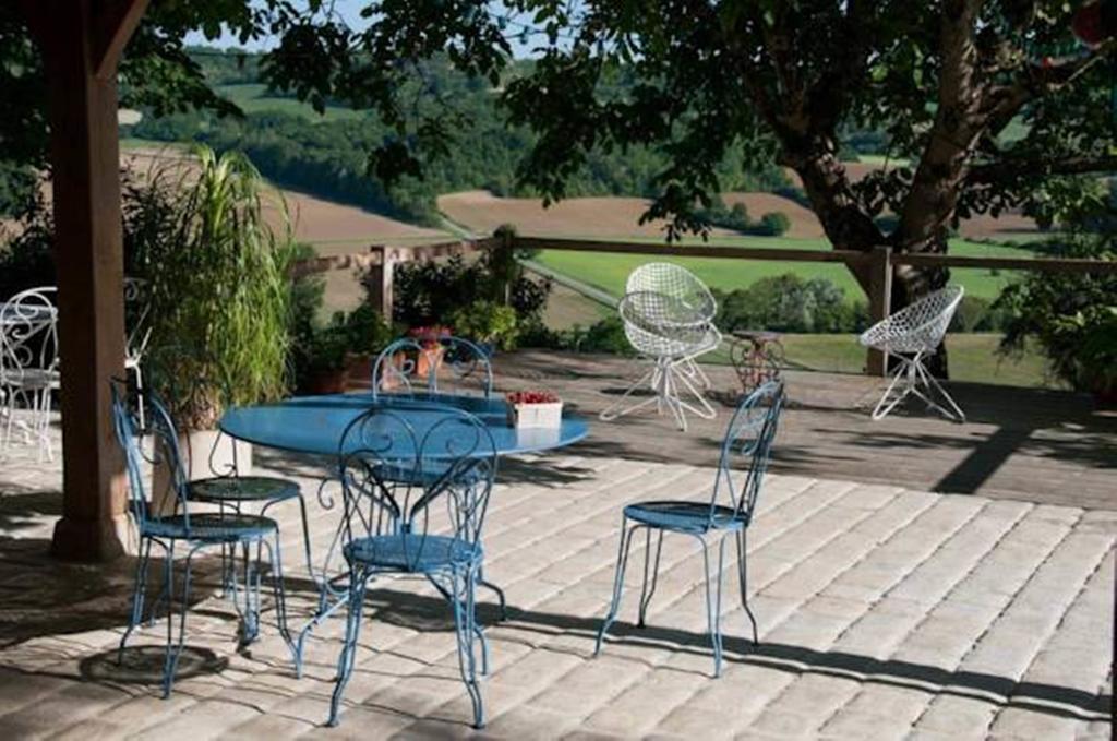 Auberge Du Canabal Lauzerte Eksteriør billede
