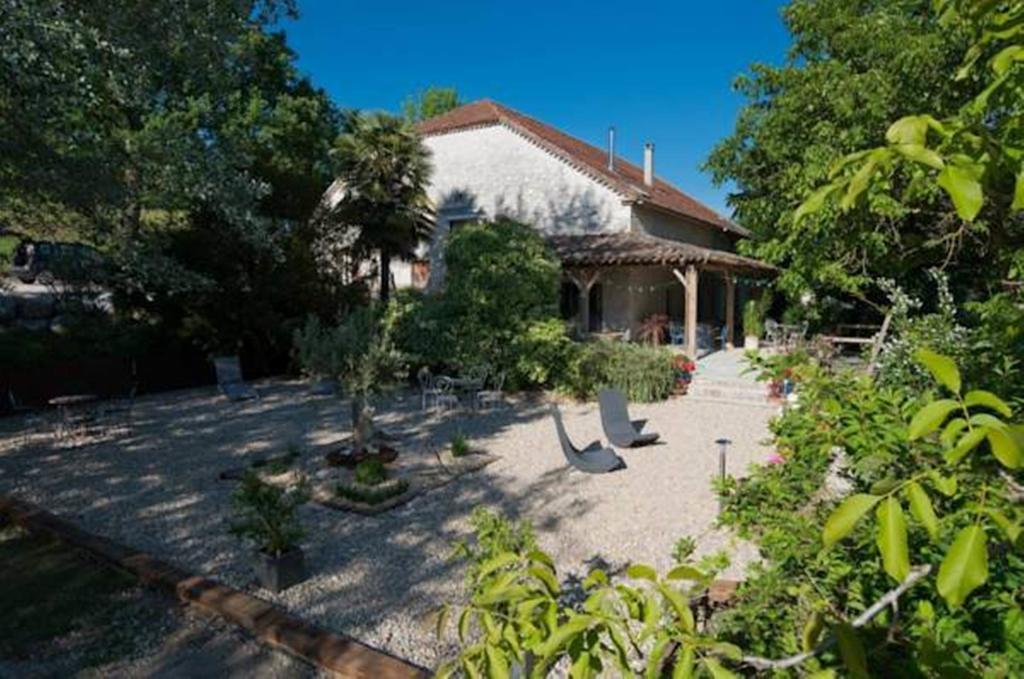 Auberge Du Canabal Lauzerte Eksteriør billede