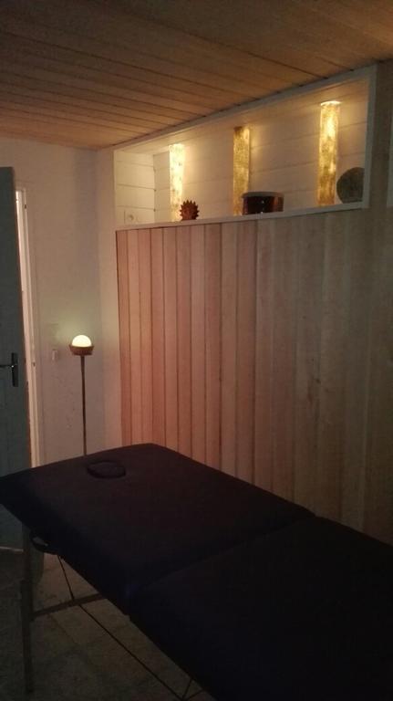 Auberge Du Canabal Lauzerte Eksteriør billede